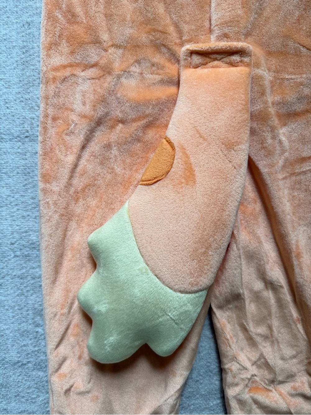 Toddlers’ Bingo Halloween Costume (3-4T) - Picture 3 of 10